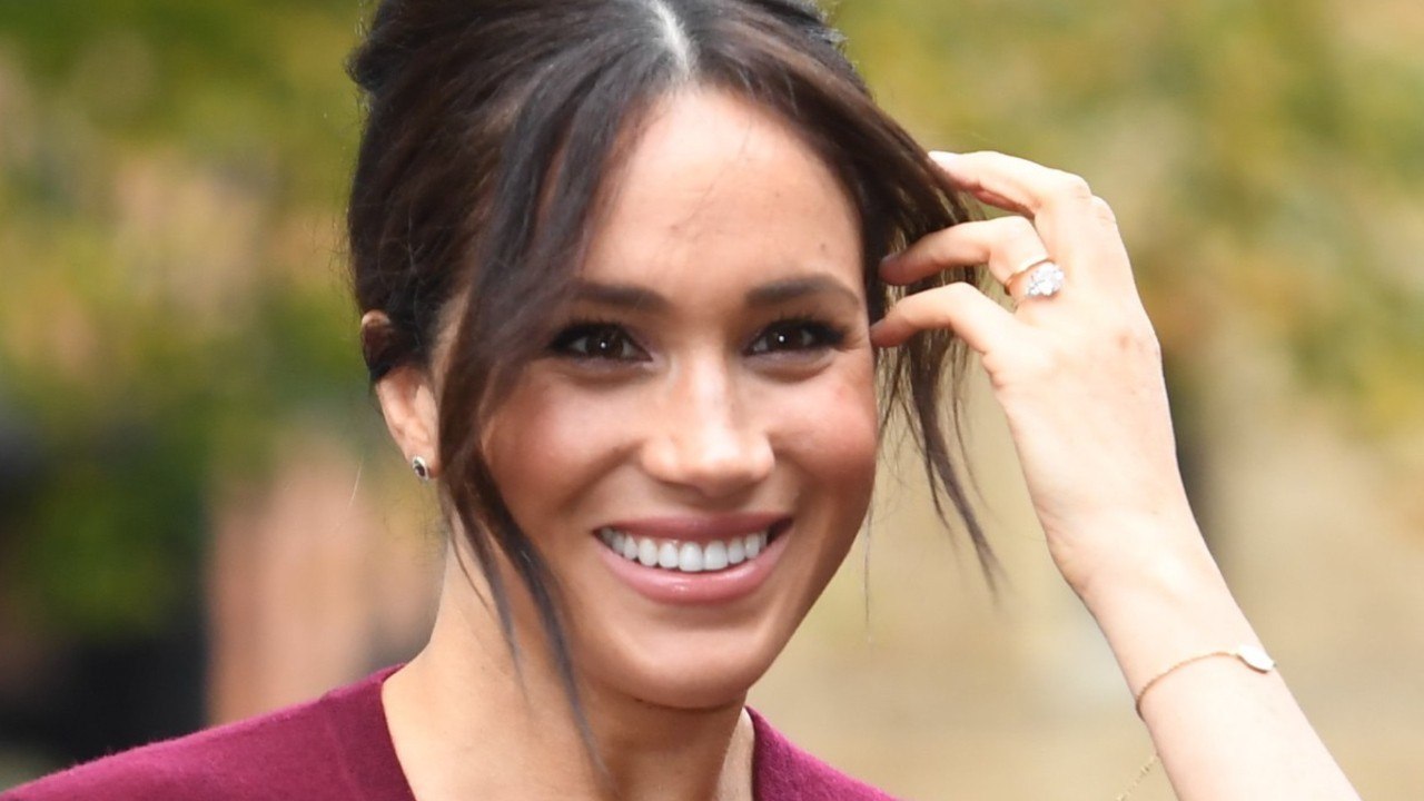 GALA VIDÉO - Le neveu de Meghan Markle arrêté nu et drogué : les images choc