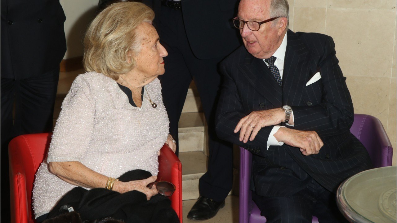 GALA VIDEO - Bernadette Chirac boudeuse, sa petite vengeance contre son mari qui lui en a fait voir de toutes les couleurs