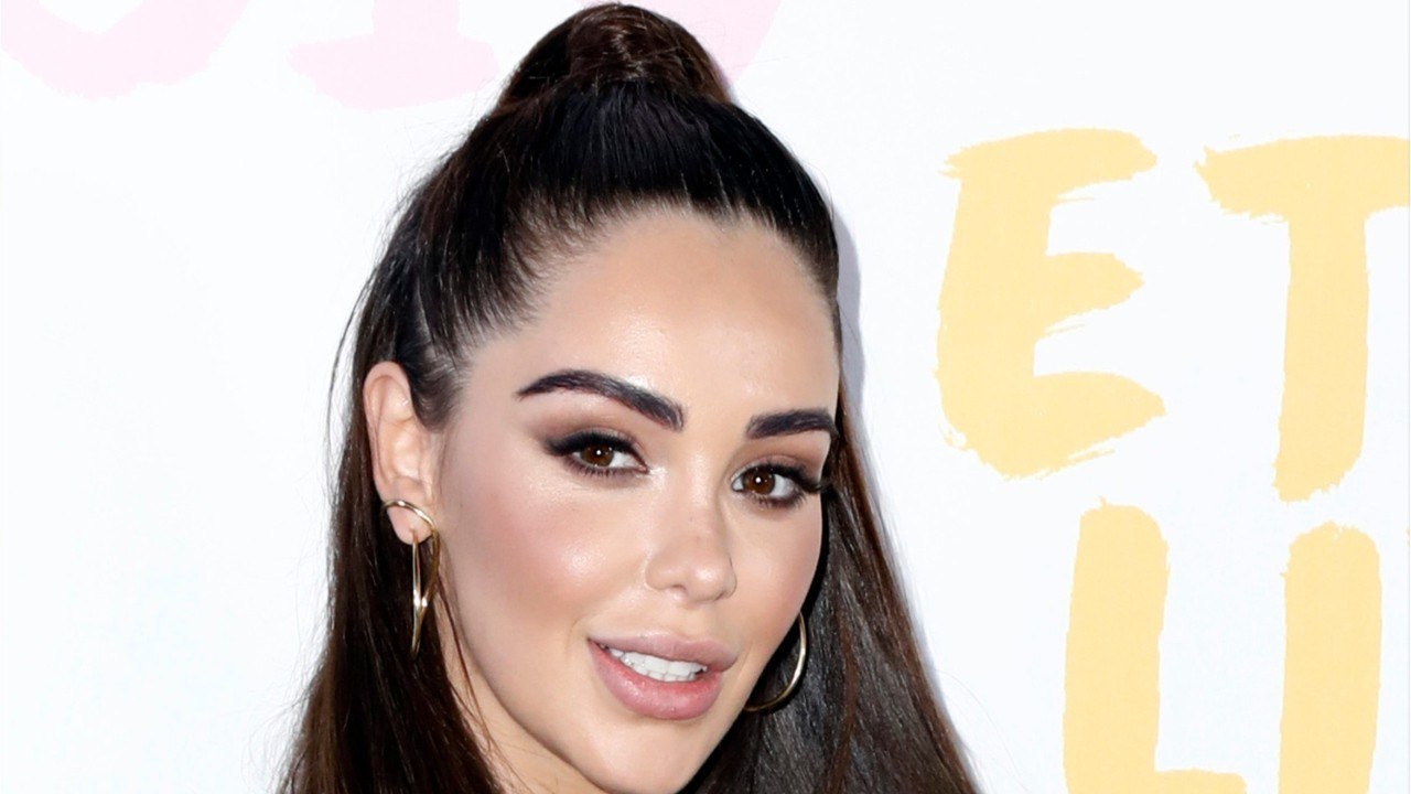 GALA VIDEO - L'ACTU NEWS DE STARS « Ça a été un choc " : Nabilla évoque son accouchement extrêmement difficile par césarienne