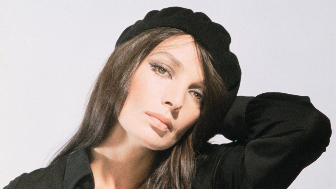 GALA VIDEO - Marie Laforêt mariée cinq fois : quand elle évoquait « son image de mangeuse d'hommes "