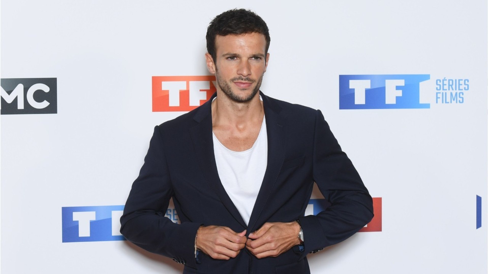 Hugo Philip Danse Avec Les Stars GALA VIDEO - PHOTO – Hugo Philip a « moins de temps " pour son fils à cause  de Danse avec les stars, comment il se rattrape - Vidéo Dailymotion