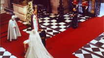 GALA VIDEO - Lady Diana folle amoureuse d’Hasnat Khan, mais sa mère ne voulait pas de ce mariage