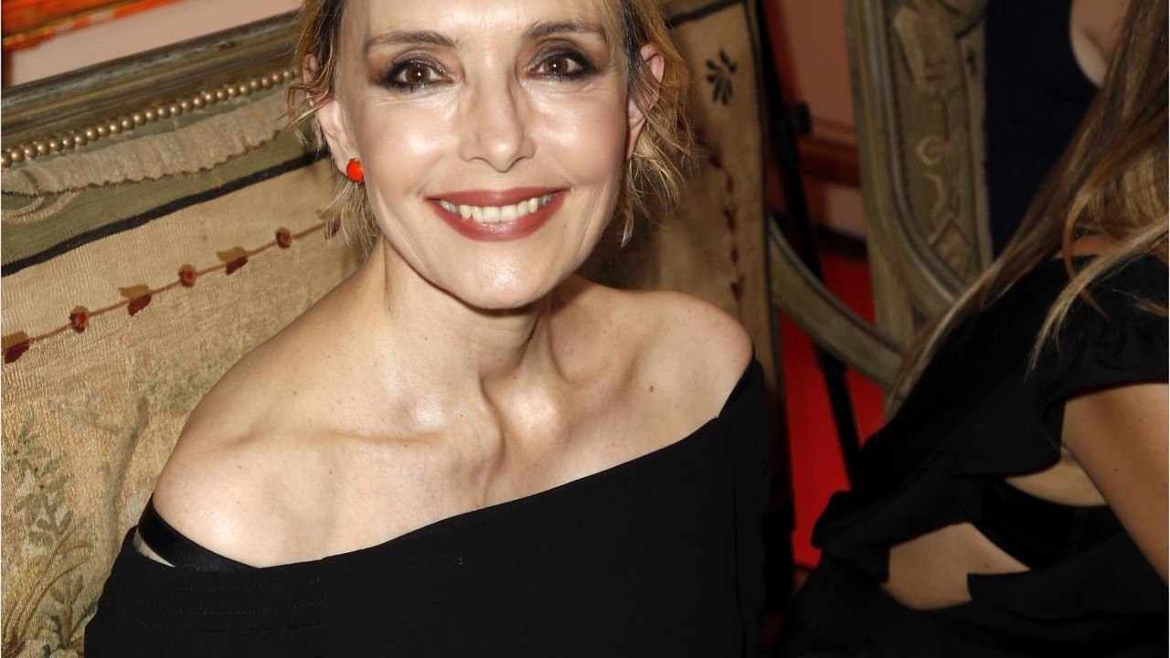 GALA VIDÉO - L'écrivaine Victoria Mas gênée de devoir évoquer sa mère Jeanne Mas chez Laurent Ruquier