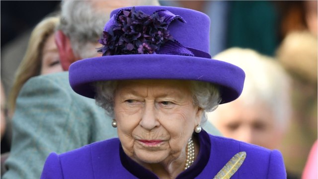 GALA VIDEO - Elizabeth II « blessée et déçue par l’attitude de Meghan Markle : découvrez pourquoi