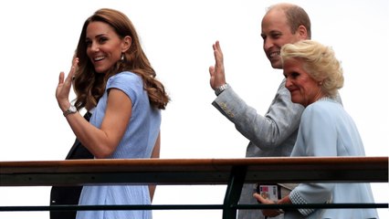 GALA VIDÉO - Kate Middleton et William ont changé une habitude pour paraître « plus cool "