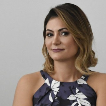 FACEBOOK - Jair Bolsonaro : Qui Est Sa Femme Michelle ? (1)