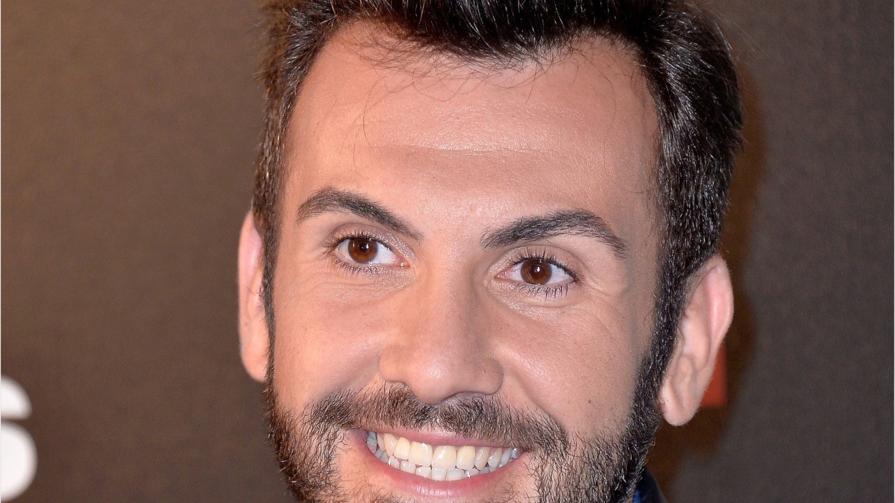 GALA VIDEO – Adorable ! Laurent Ournac poste une rare photo de sa femme et leurs deux enfants