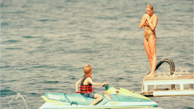 GALA VIDEO - Prince Harry : son séjour hautement symbolique dans le sud de la France qui lui rappelle ses dernières vacances avec Diana