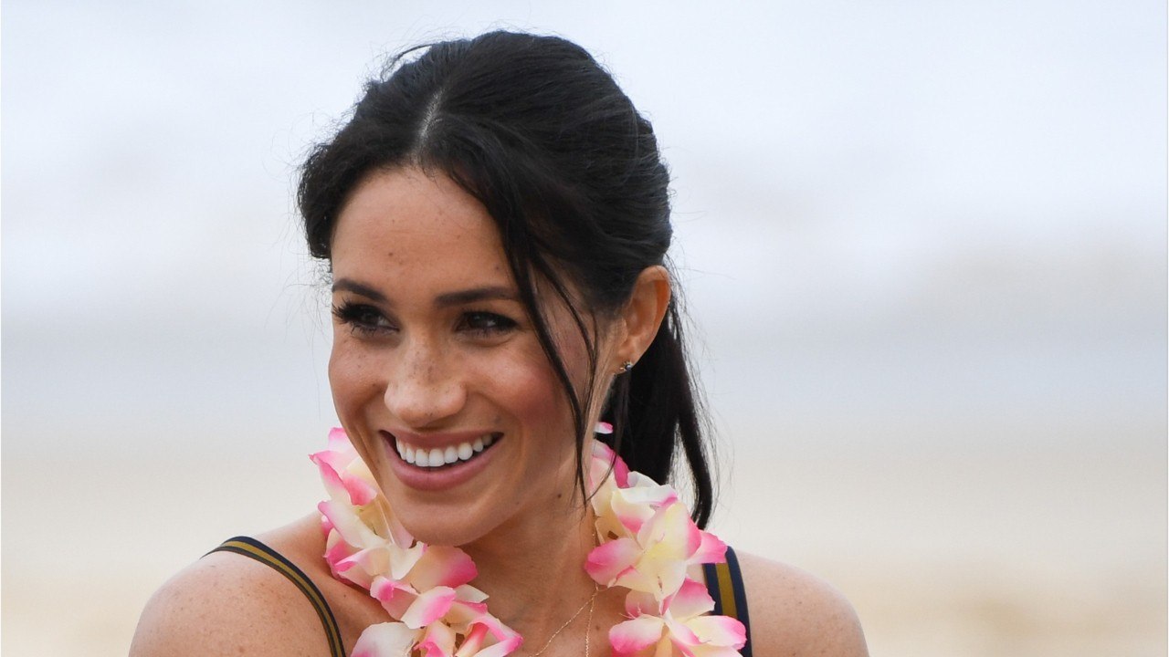 GALA VIDEO - Meghan Markle ne se prive de rien… sa bouteille de vin préférée coûte 180 livres !
