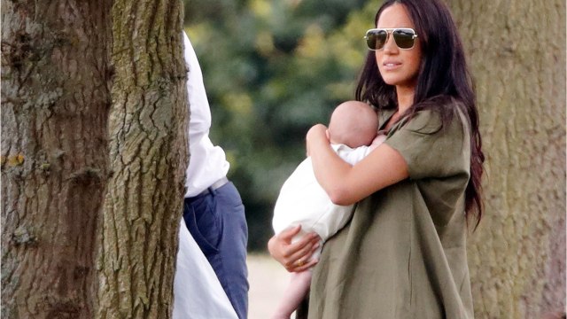 GALA VIDEO : Meghan Markle Mère Possessive ? Ces Membres De La Famille Royale Qui N’ont Pas Encore Pu Voir Archie (1)