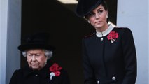 GALA VIDEO - Ce geste d’Elizabeth II pour que Kate Middleton se sente accueillie dans la famille royale