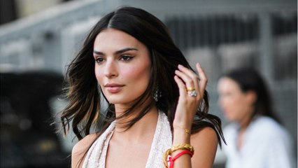 GALA VIDEO - Emily Ratajkowski affiche fièrement ses aisselles poilues : “Je me sens sexy”