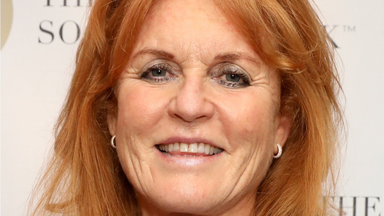 GALA VIDÉO – Sarah Ferguson partage des photos inédites pour l’anniversaire de Béatrice d’York