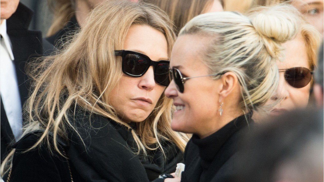 GALA VIDEO- Laeticia Hallyday s’entête à faire la guerre à Laura et David