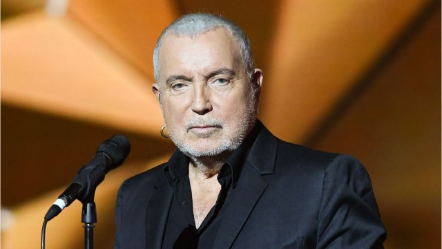 GALA VIDEO - Bernard Lavilliers opéré d’urgence, il est contraint d’annuler un concert