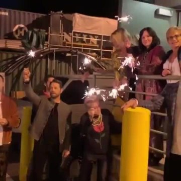 GALA VIDEO - Retour de Beverly Hills 90210 -Shannen Doherty, Jason Priestley, Jenny Garth : ils ont à peine changé