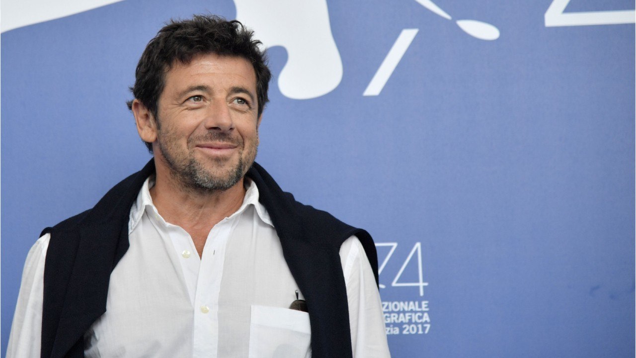 GALA VIDEO - The Voice : Quand Patrick Bruel oublie les paroles de sa propre chanson