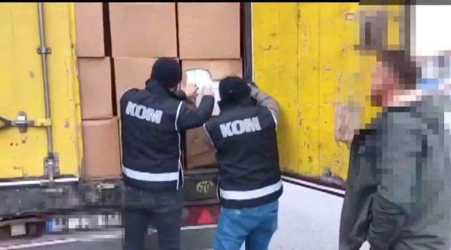 TEM'de durdurulan tırda 14 milyon 300 bin kaçak makaron ele geçirildi