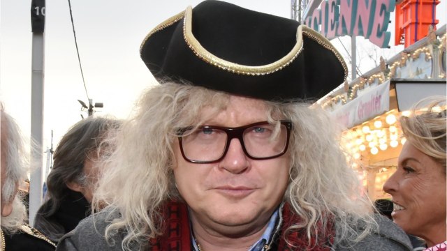 GALA VIDEO - Pierre-Jean Chalençon viré du casting de Danse avec les stars, à cause de Cyril Hanouna