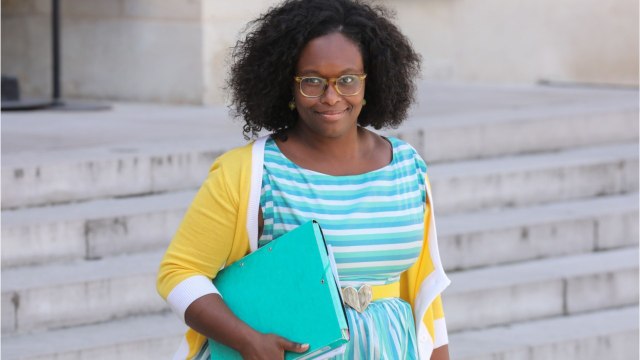 GALA VIDEO - Les mots réconfortants de Sibeth Ndiaye pour Brigitte Macron brocardée sur son look