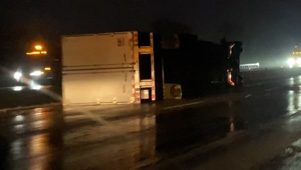 Dangerous winds in the Plains flip tractor trailers