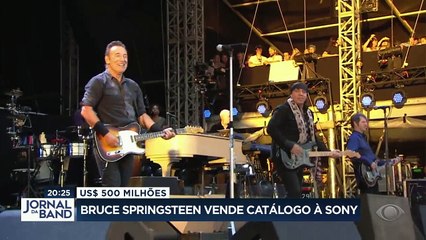 O cantor americano Bruce Springsteen vendeu todo seu catálogo musical por meio bilhão de dólares. #BandJornalismo