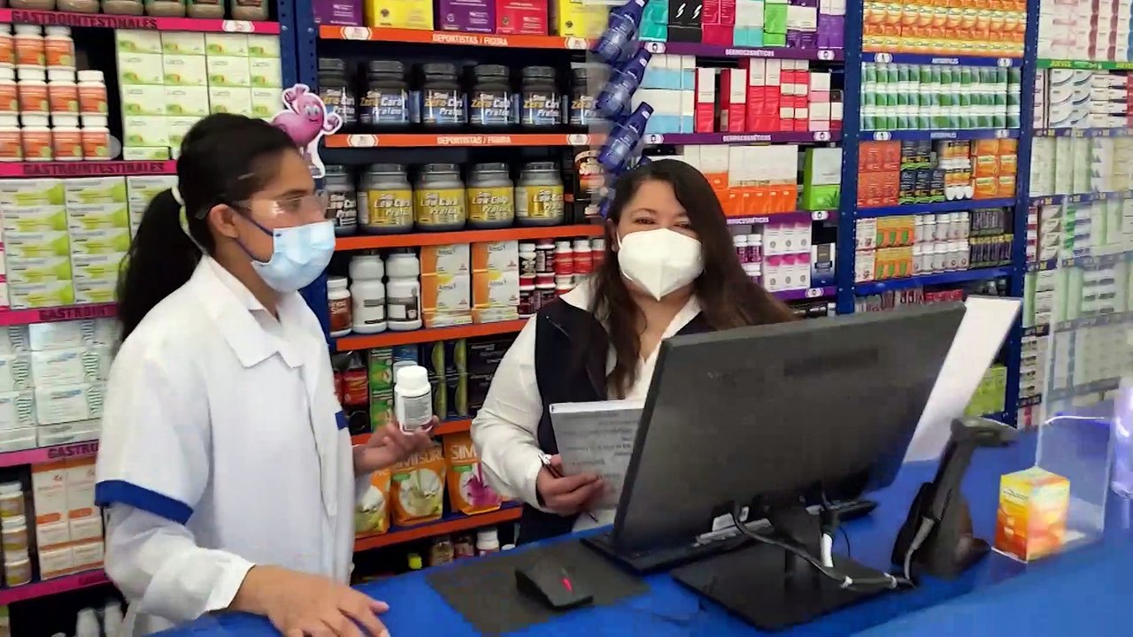 SIMI TRABAJANDO PARA USTED | Dulce María Pimentel