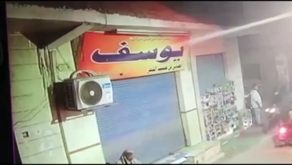 فيديو صادم لـ سحل شاب بالسنج والأسلحة البيضاء فى الشارع بـ بولاق الدكرور يكشف الكواليس