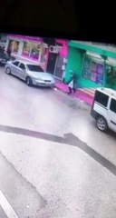 Bursa'da elektrikli soba hırsızlığı kamerada