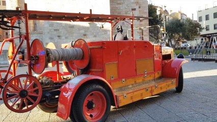 Primer camión de bomberos de Zamora