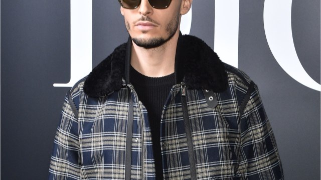 GALA VIDEO -Un an après la mort de Karl Lagerfeld, Baptiste Giabiconi lui rend un vibrant hommage