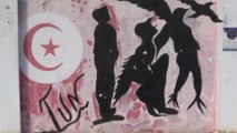 Túnez celebra la revolución sumido en un aguda crisis y en deriva autoritaria