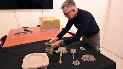 Israel expõe objetos datados do século II D.C