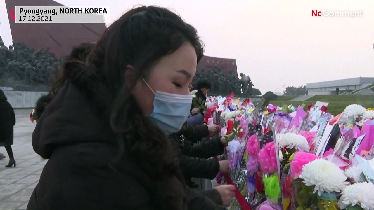 Βόρεια Κορέα: Ο Κιμ Γιονγκ Ουν τιμά τη 10η επέτειο από τον θάνατο του πατέρα του