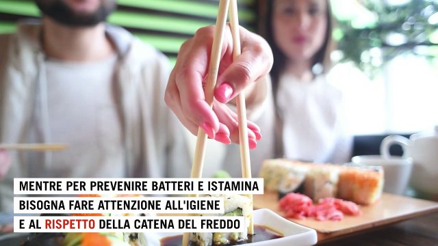 Sushi, mangiare pesce crudo senza rischi: i consigli dell'esperta