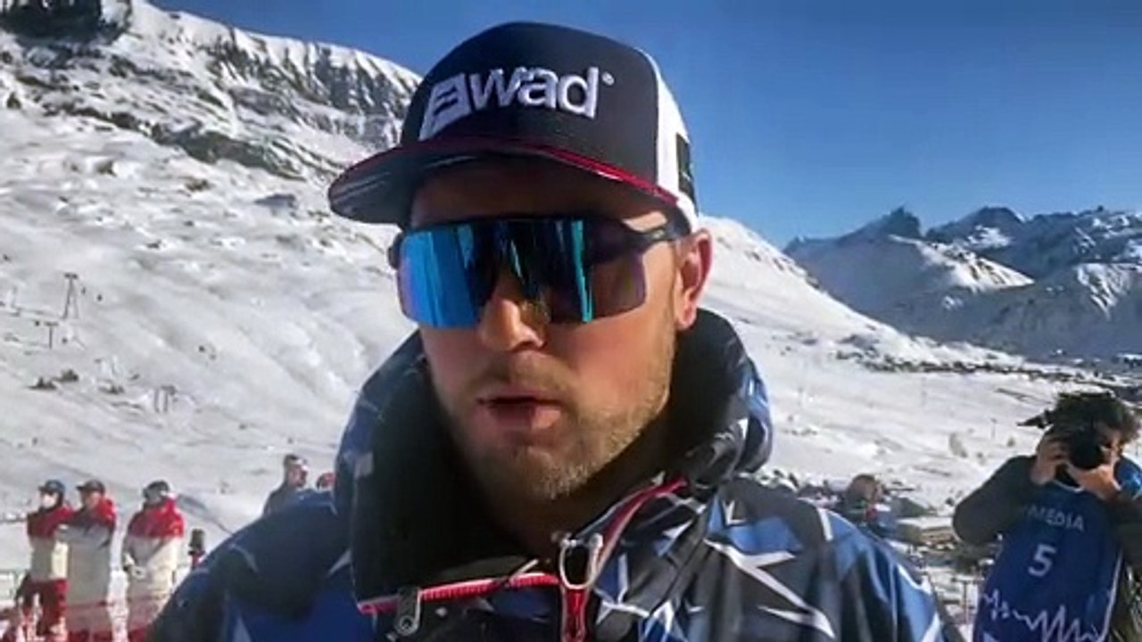 "Je pense à la santé de mon athlète" Ludovic Didier l'entraineur de l'équipe de France de ski de bosses donne des nouvelles de Perrine Laffont après sa chute en finale à l'Alpe d'Huez