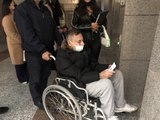Ece Ronay'a attığı mesajlar ifşa olan Mehmet Ali Erbil, tekerlekli sandalyeyle adliyeye giderek ifade verdi