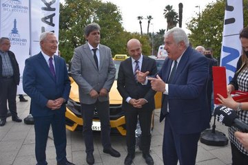 İZMİR'DE TAKSİCİLİKTE 'EN TAKİP' DEVRİ BAŞLADI