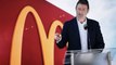 Se ordenó al ex director ejecutivo de McDonald's que reembolsara a la compañía $105 millon