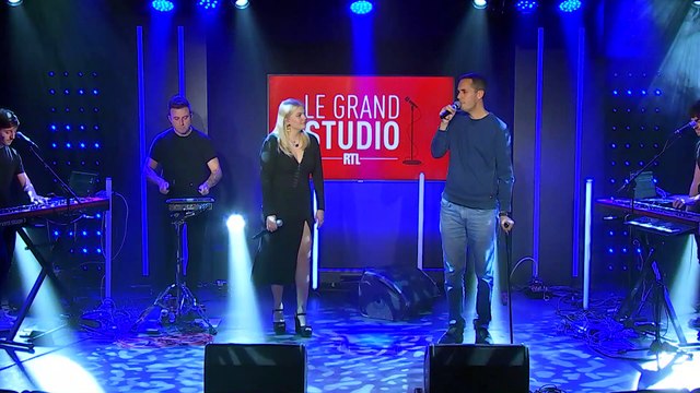 Louane & Grand Corps Malade interprètent Derrière le brouillard en duo dans Le Grand Studio RTL