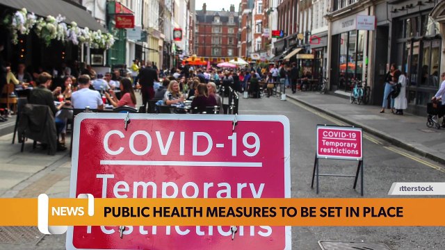 WATCH: Daily Headlines 17/12/21 - Hospitality to set Covid laws during Christmas as new rules published for Scotland , Nicola Sturgeon says 'stay at home as much as you can' in new Omicron update and Gordon Street locked by Police