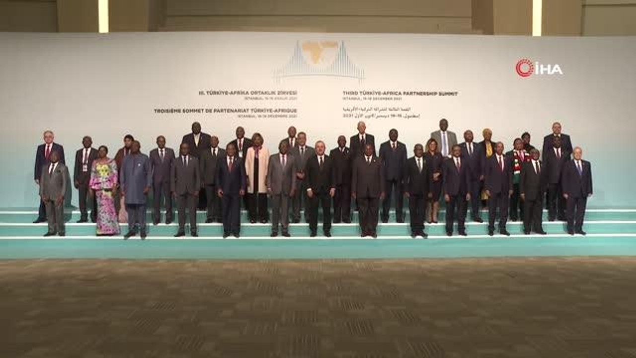 Dışişleri Bakanı Çavuşoğlu ve 102 Afrikalı baka...