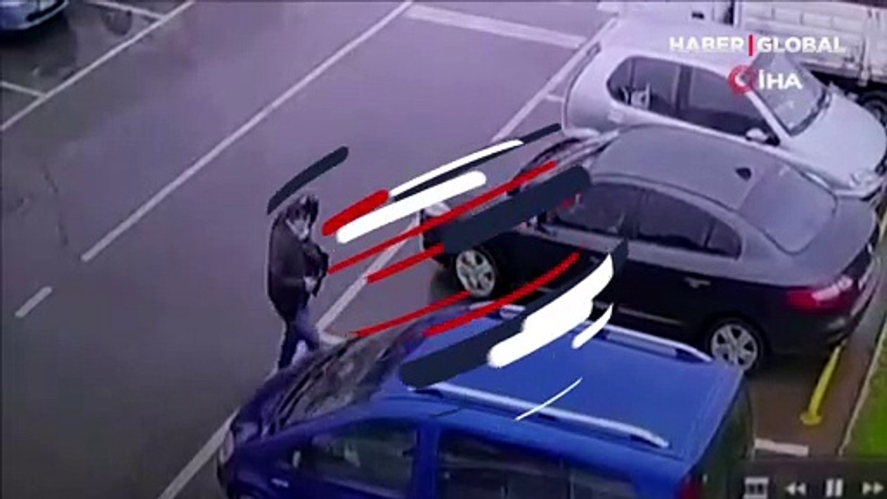 Kapkaçla vatandaşın 100 bin lirasını çaldılar