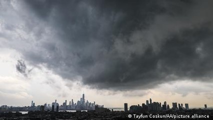 Warum fallen Wolken nicht vom Himmel?