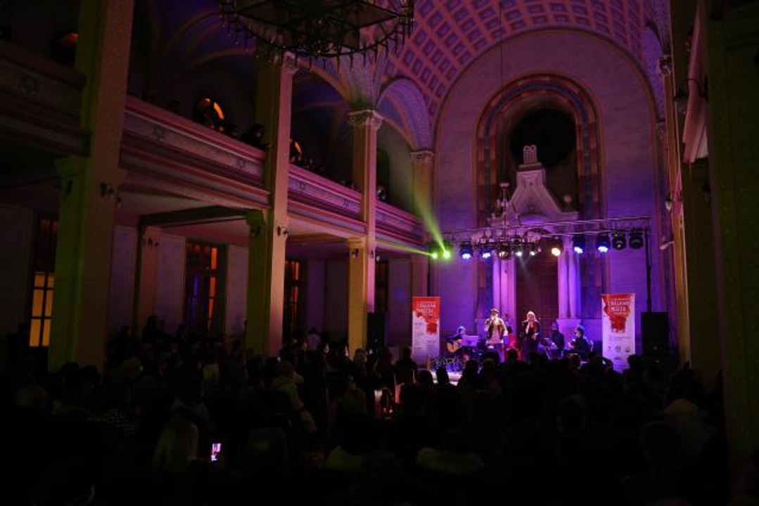 Uluslararası 3. Balkan Müzik Festivali'nde İncesaz grubu konser verdi