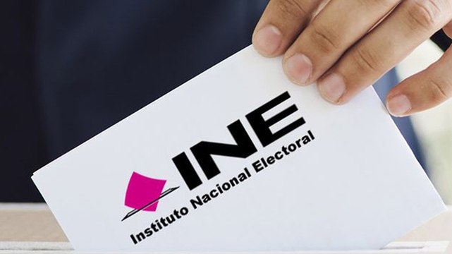 INE aprueba posponer revocación de mandato