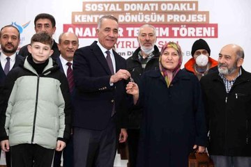 Sultangazi'de kentsel dönüşüm projesi ile 30 aile ev sahibi oldu