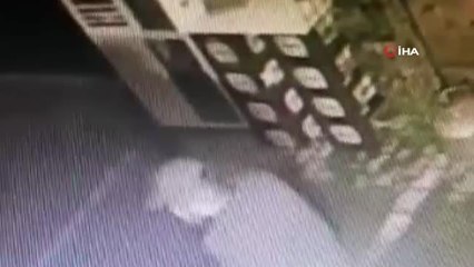 'Telefonla konuşuyormuş' gibi yaptı, tüpü montuna saklayıp böyle götürdü