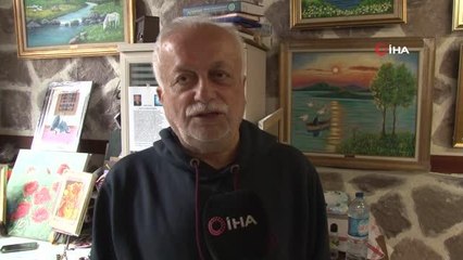 Emekli Sayıştay Üyesi Turan, kurduğu resim atölyesinin gelirleriyle engellilere tekerlekli sandalye alıyor