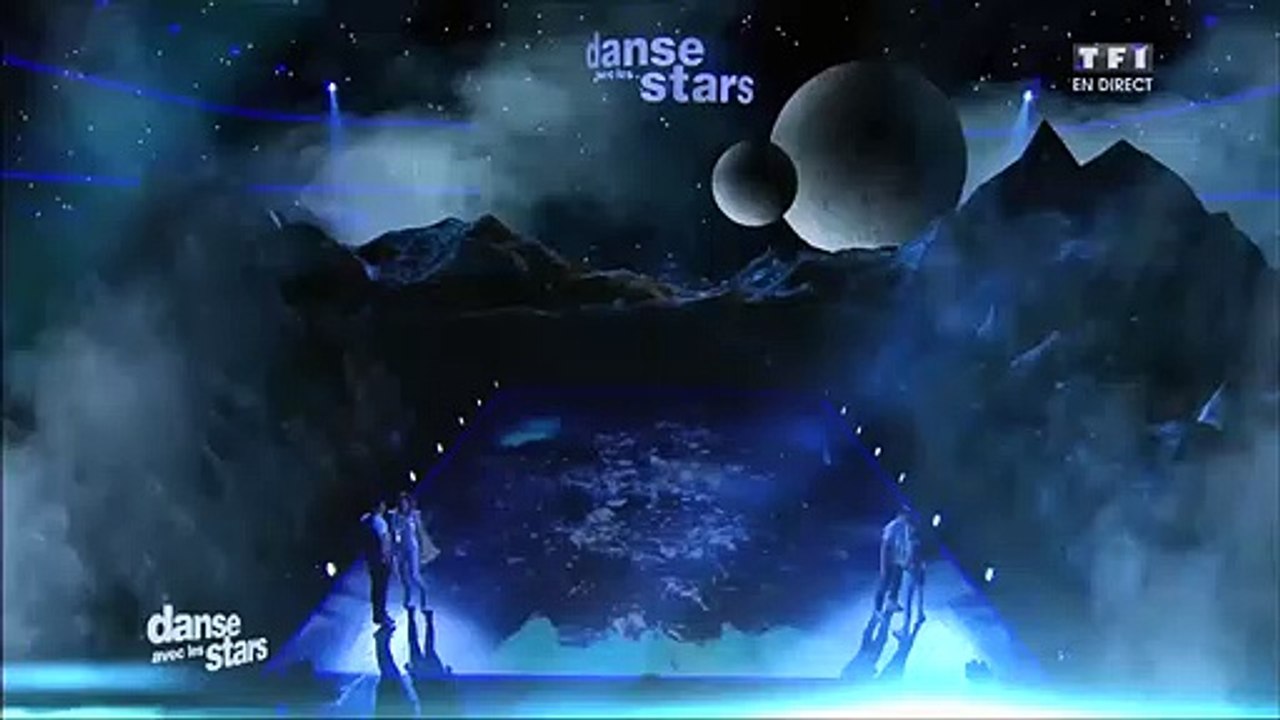 Danse avec les stars Saison 6 - EnjoyPhoenix et Loïc Nottet dansent avec leurs partenaires sur One More Time des Daft Punk ! (FR)